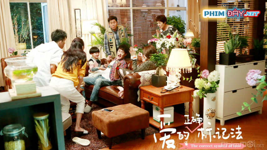 Cuộc Sống Rực Rỡ Tựa Ánh Dương - Under The Sun (2020) Cuộc Sống Rực Rỡ Tựa Ánh Dương - Under The Sun (2020)