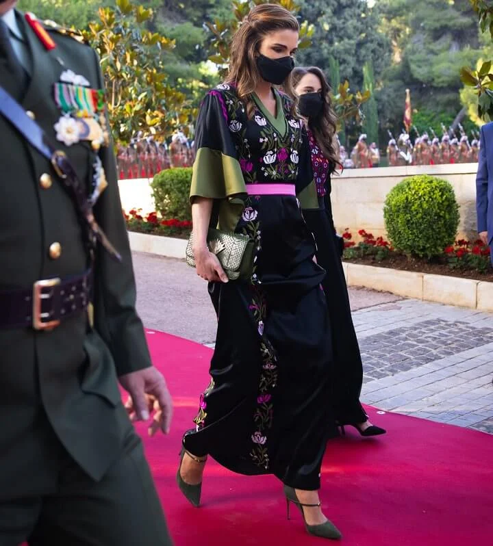 King Abdullah, Queen Rania, Crown Prince Hussein, Princess Salma, Prince Hashem, Princess Muna