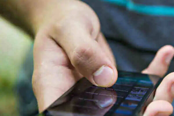 Indians Think of Smartphone Internet Consumption 55 Thousand GB Data in 9 Months