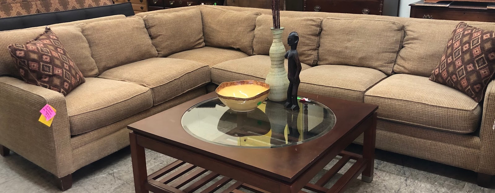 Uhuru Furniture & Collectibles 471182 3Piece Sectional by