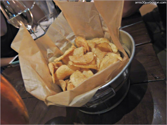 The Hourly Oyster House: Patatas Fritas con Vinagre