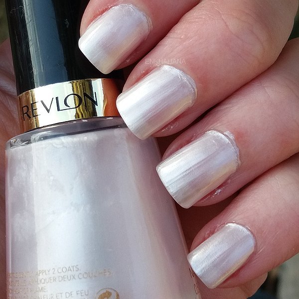 Revlon 970 Frostiest Pink