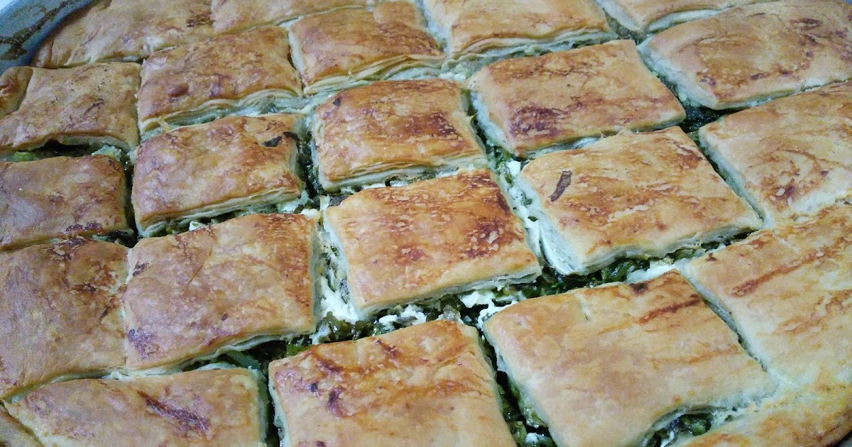 Akissmutfak Kolay Mayalı El Açması İki Çeşit Börek