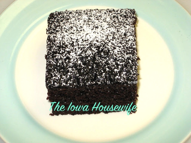 The Iowa Housewife: In the KitchenFood Dishers or Scoops