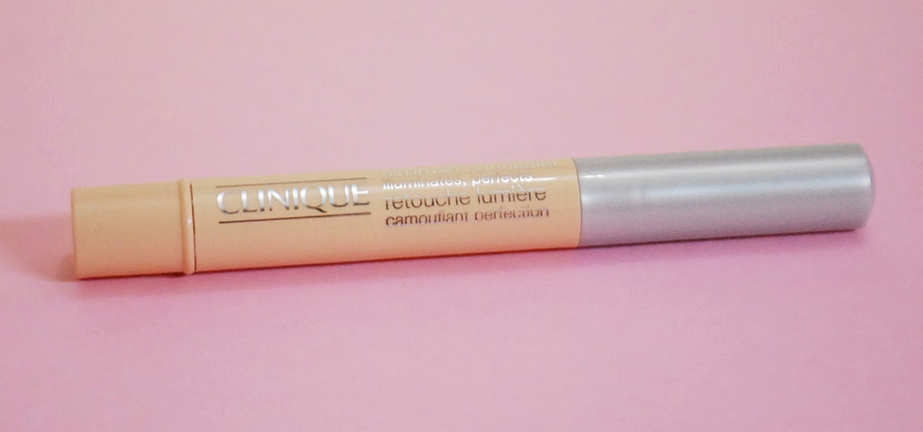 Peachy Pink Sisters Clinique Airbrush Concealer in 04 Neutral Fair