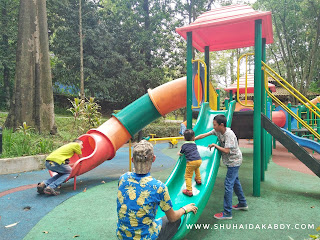 Jalan-Jalan ke Bird Park Kuala Lumpur Jalan-Jalan ke Bird Park Kuala Lumpur