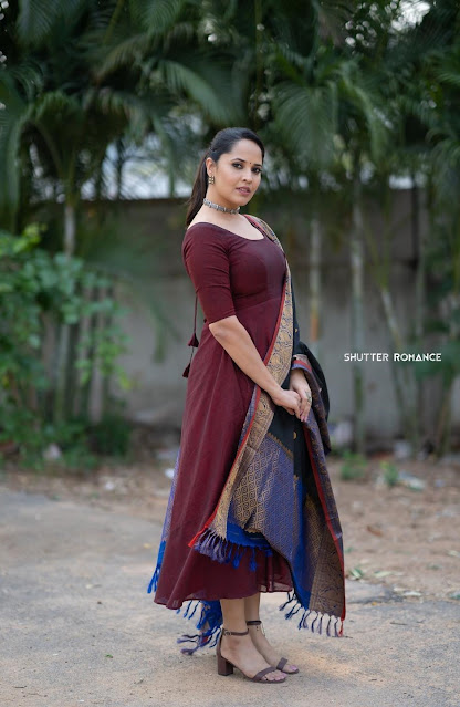 Anasuya%2BBharadwaj%2BPhotoshoot%2BThank%2BYou%2BBrother%2BMovie%2BPromotions%2B%25286%2529.jpg