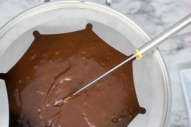 Chocolate Marshmallow Fondue