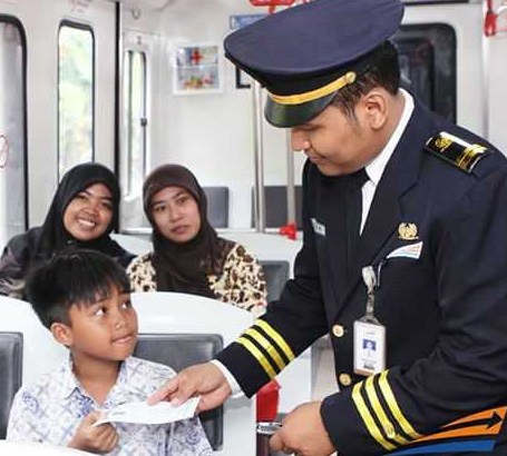 Gaji Kondektur Kereta Api Jajat Blog Gaji Kondektur Kereta Api Jajat Blog