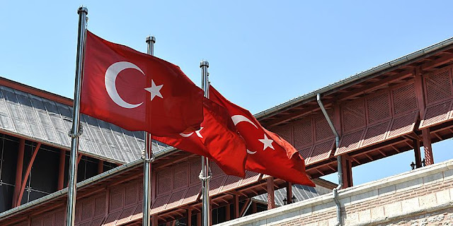 Εξαρση κρουσμάτων στην Τουρκία, νέα μέτρα περιορισμού