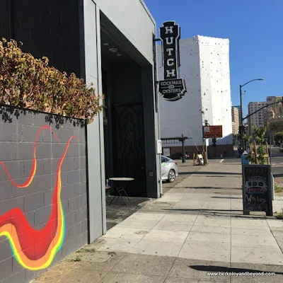 exterior of Hutch Bar & Kitchen in Oakland, California