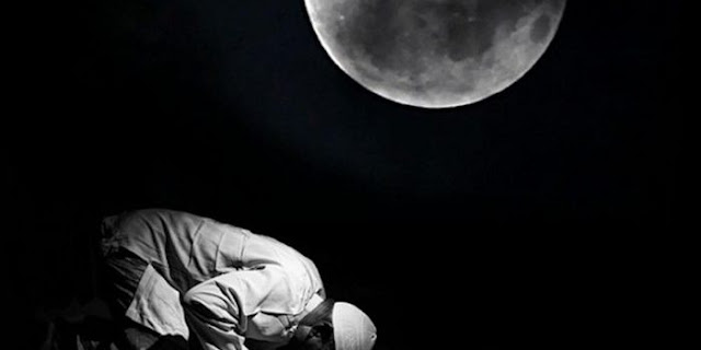 Memiliki Banyak Keutamaan, Sempatkan Baca Ayat Ini Setelah Sholat & Sebelum Tidur Memiliki Banyak Keutamaan, Sempatkan Baca Ayat Ini Setelah Sholat & Sebelum Tidur