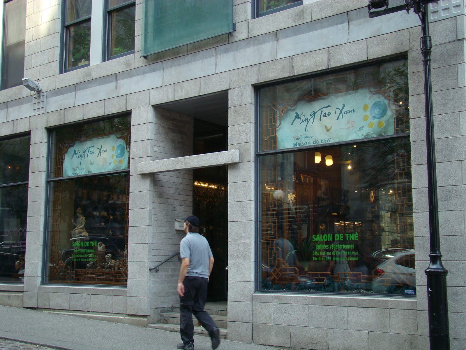 Pretty Nails and Tea A Chinese Tea House in Montreal