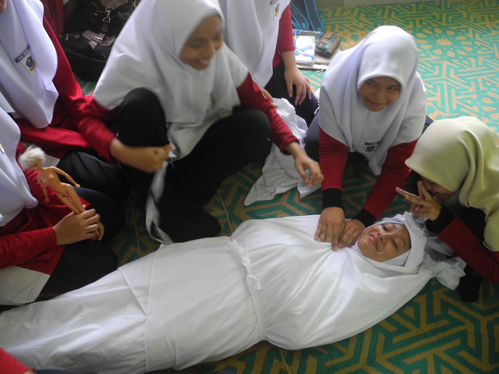 Surau Al-Falah SMKS (alfalahsmksubang@gmail.com): pengurusan jenazah