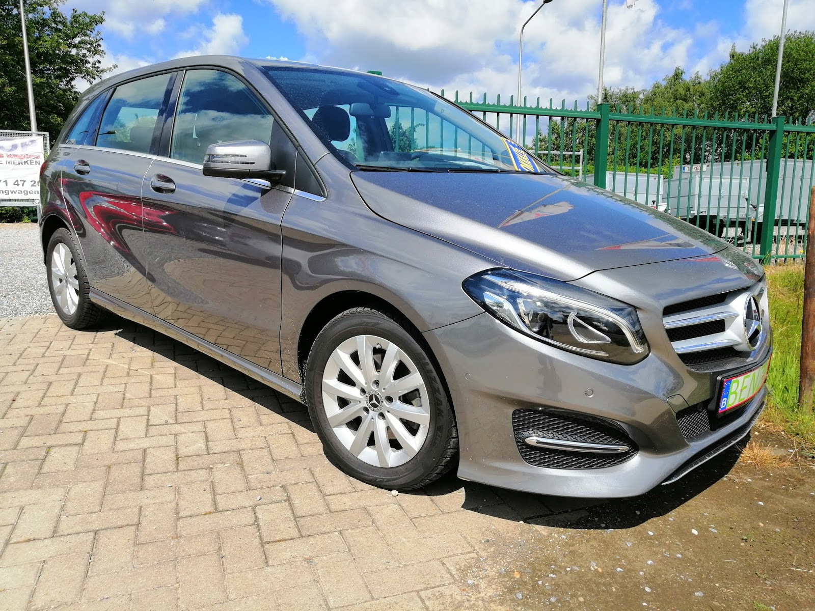 Beste Wij Bieden Deze Mooie Mercedes Benz Aan Met Garantie En Keuring Inbegrepen Tollenaers Garage Esso Veldwezelt Lanaken