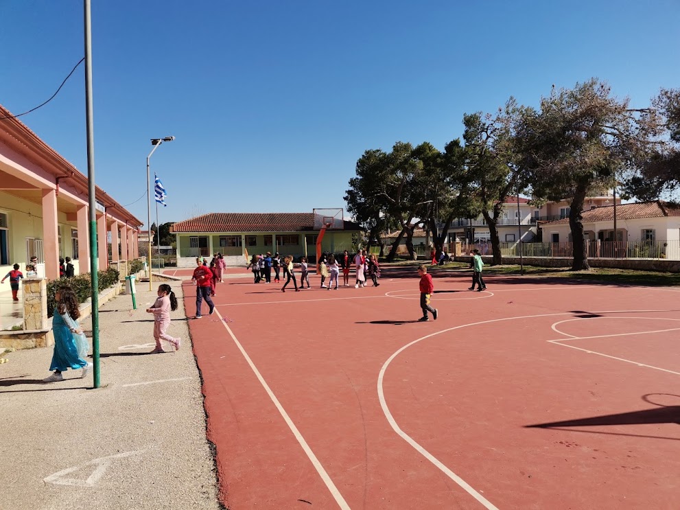 Μια νότα χαράς για τα παιδια - Τσικνοπέμπτη 24/2/2022