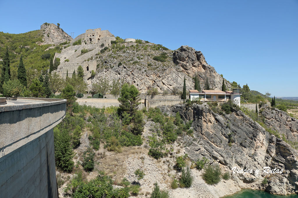 Presa del embalse de Buendía, Cuenca