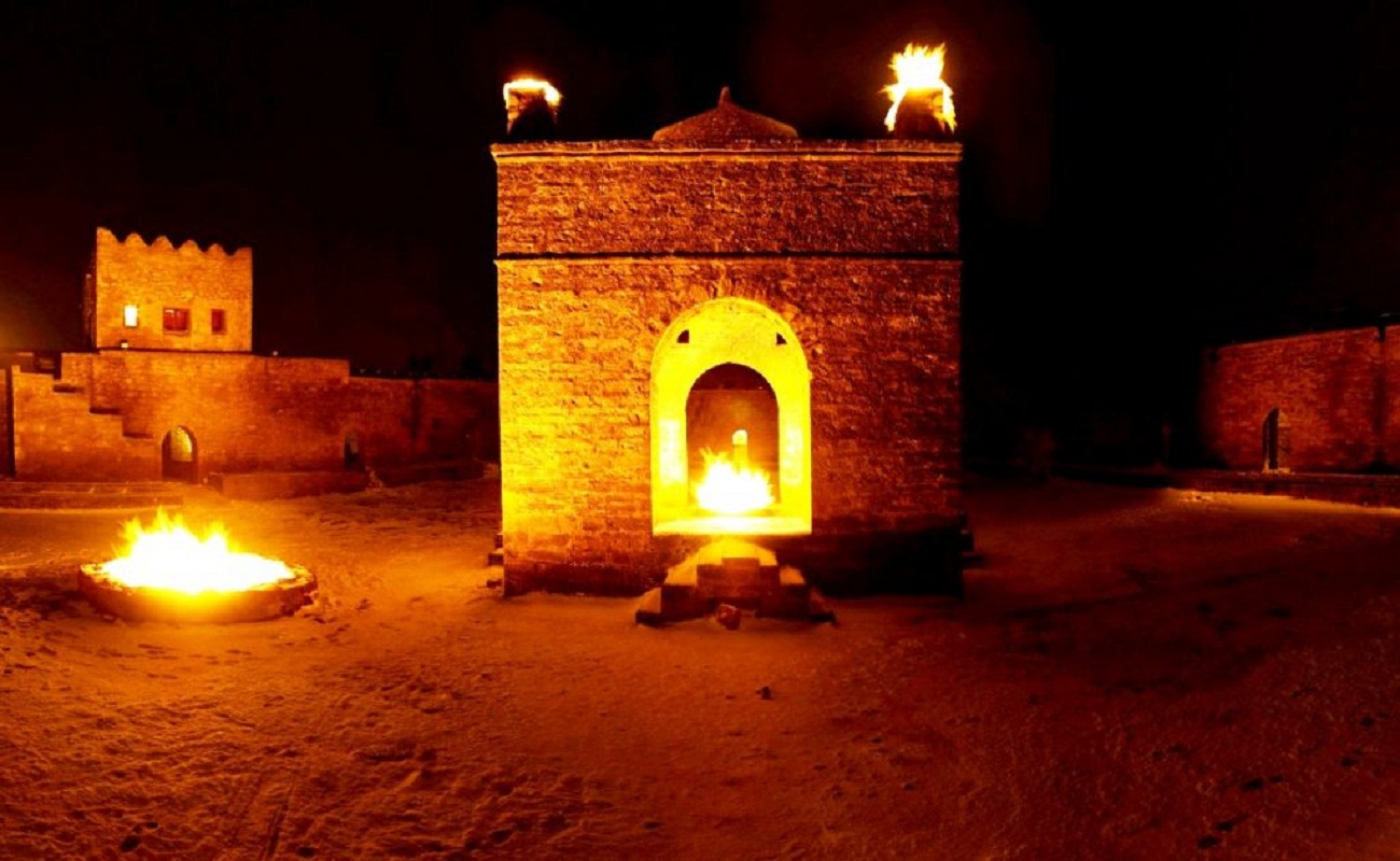 Храм огнепоклонников в баку Храм огнепоклонников в баку