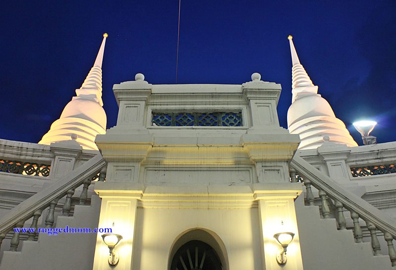 Thailand A visit to Wat Prayun in Bangkok