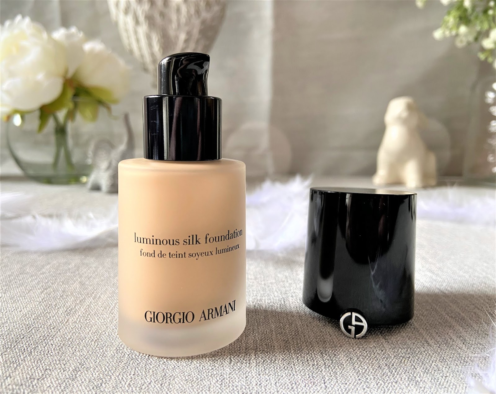 Giorgio Armani Luminous Silk Foundation & Luminous Silk Concealer Review |  Kathryn's Loves
