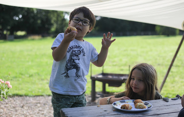 glamping breakfast