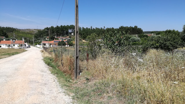 Estrada em terra batida