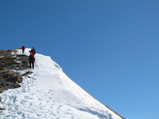 Abstieg am Gipfelkamm