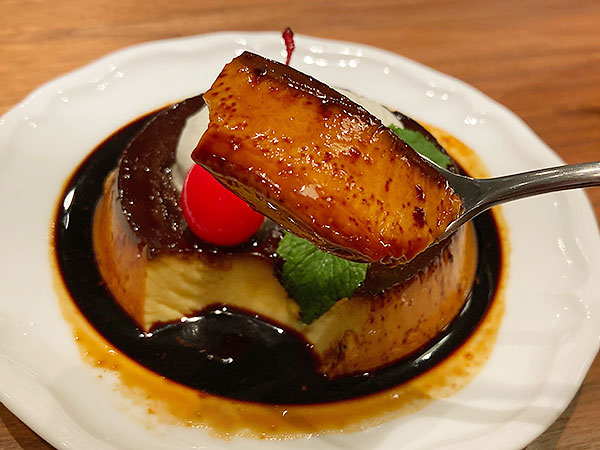 『純洋食とスイーツ パーラー大箸』のととのうプリンビッグ