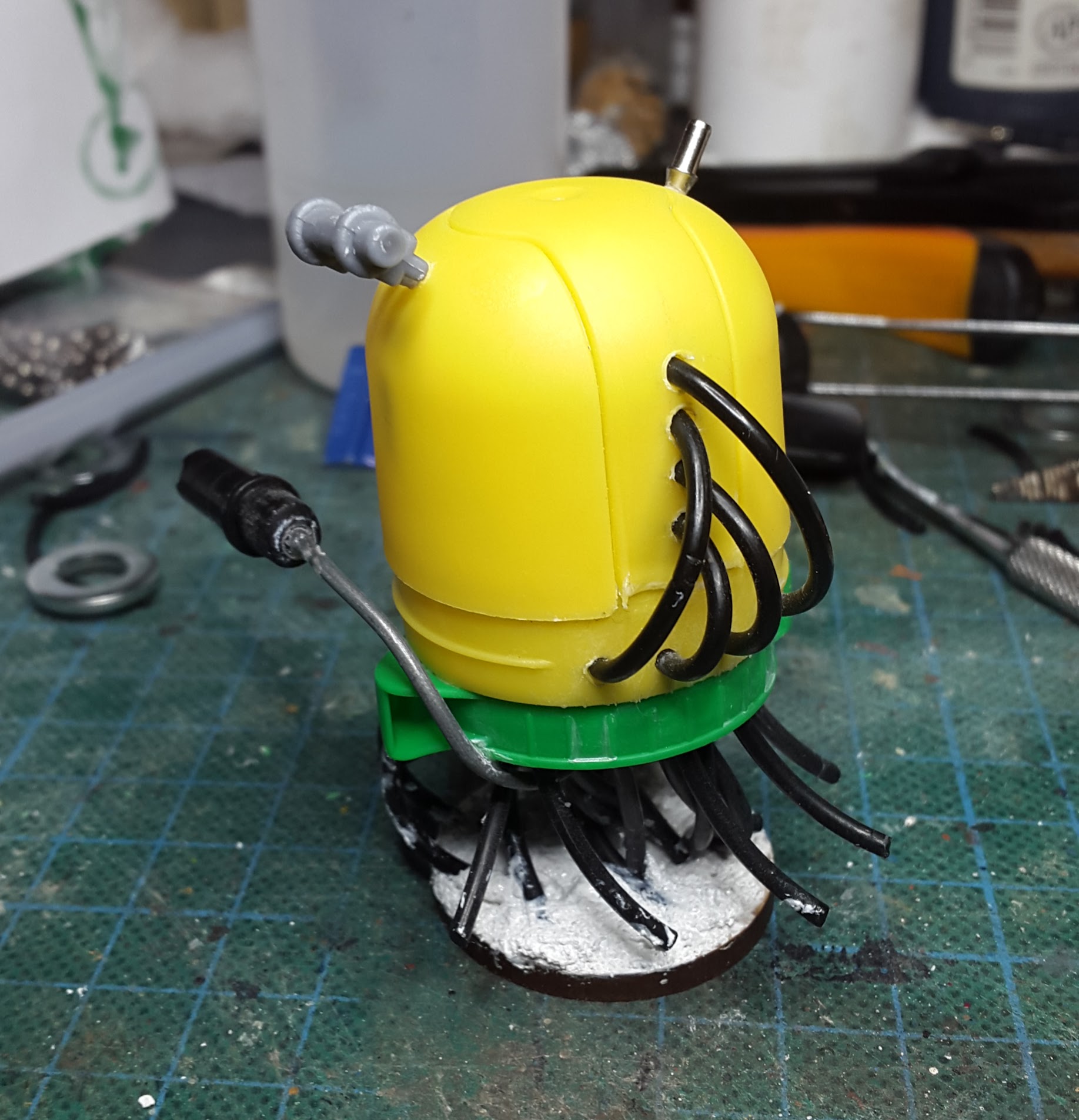 Scratch built toy robot : r/Scratchbuild