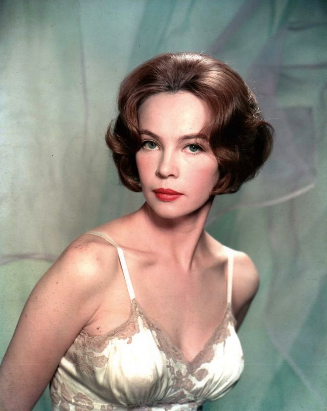 Leslie caron photos