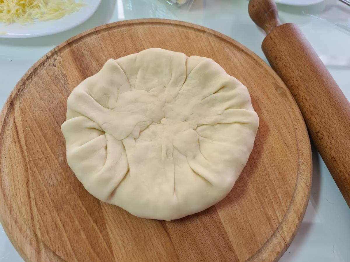 FLATBREAD FILLED WITH CHEESE AND POTATO (no yeast) Macedonian Cuisine