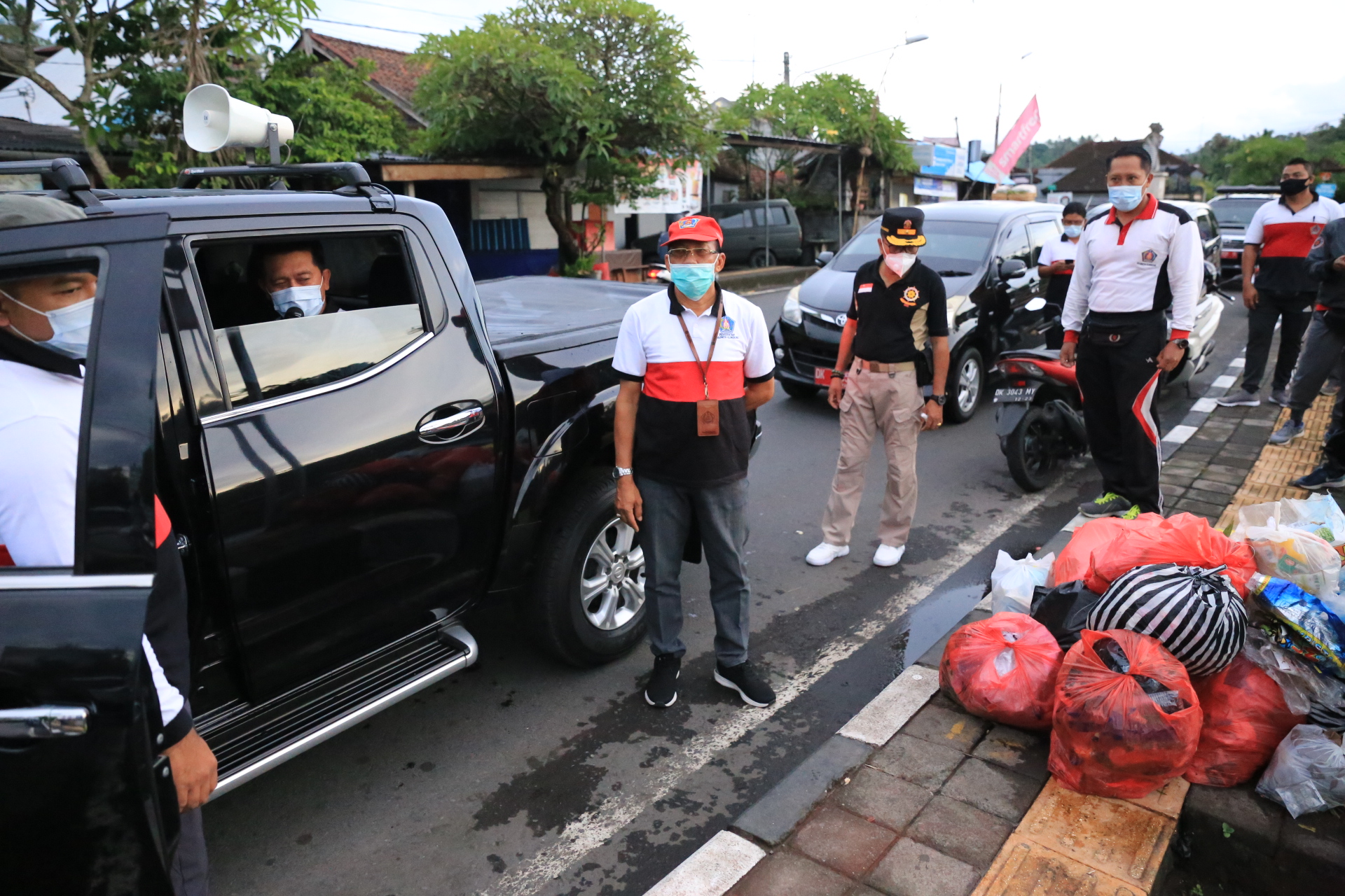 Kedisiplinan Masyarakat Menurun, Bupati Suwirta Perketat Perda Pengelolaan Sampah