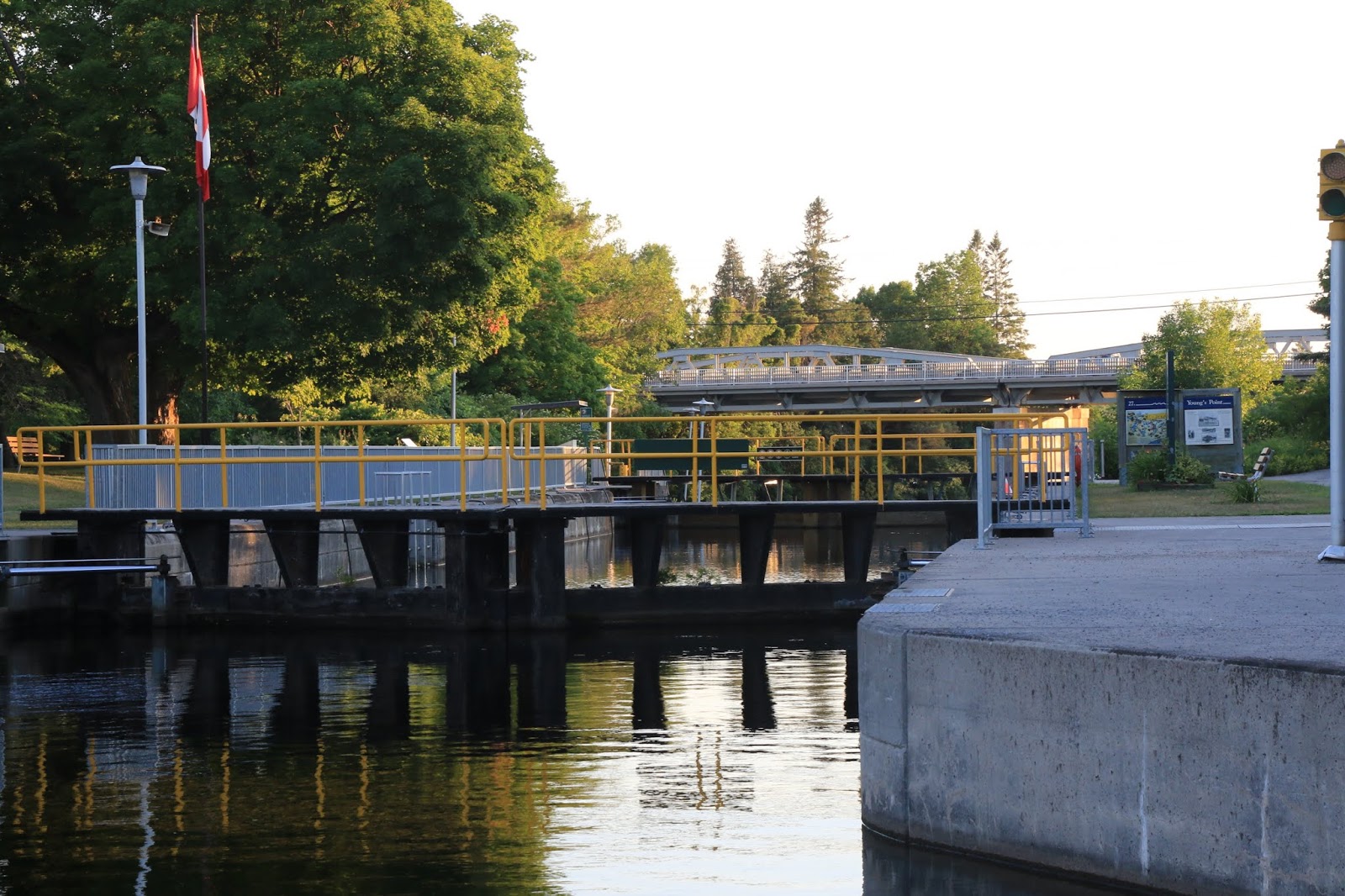 Southern Style Young's Point, Lovesick Lake