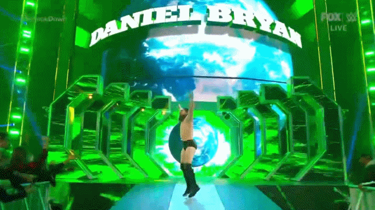 Resultados, WWE Raw 261 desde el State Farm Arena, Atlanta, Georgia. Entrance%2B3