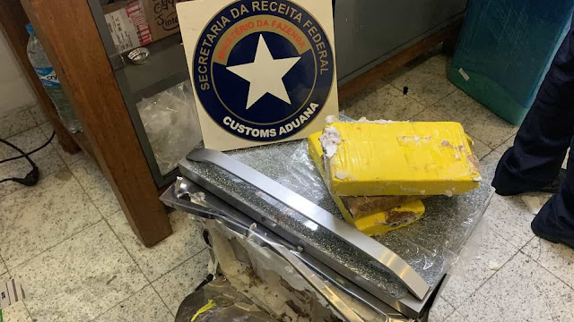 Receita apreende cocaína dentro de forno no aeroporto de Guarulhos