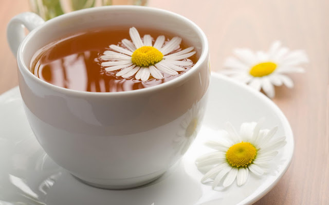 Coffee+Cup+And+White+Flowers