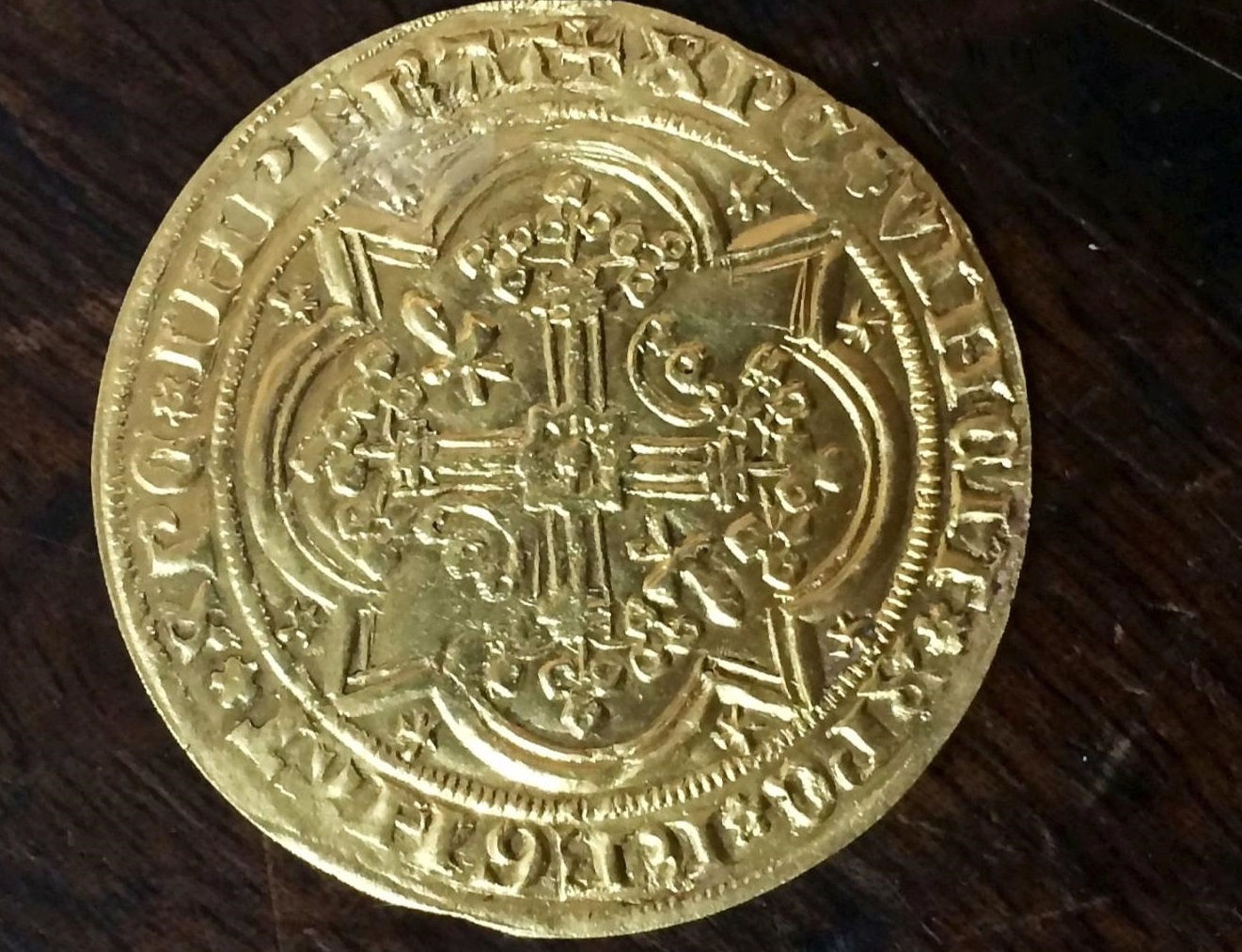Цехин венеция. Золото 1619 года. Золотая монета 13 век. Флорин монета 15 века. Rchia ryal.