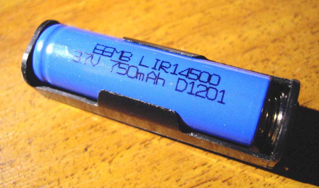 ТехноГен: Простейшее зарядное устройство для Li-Ion АКБ на STC4054