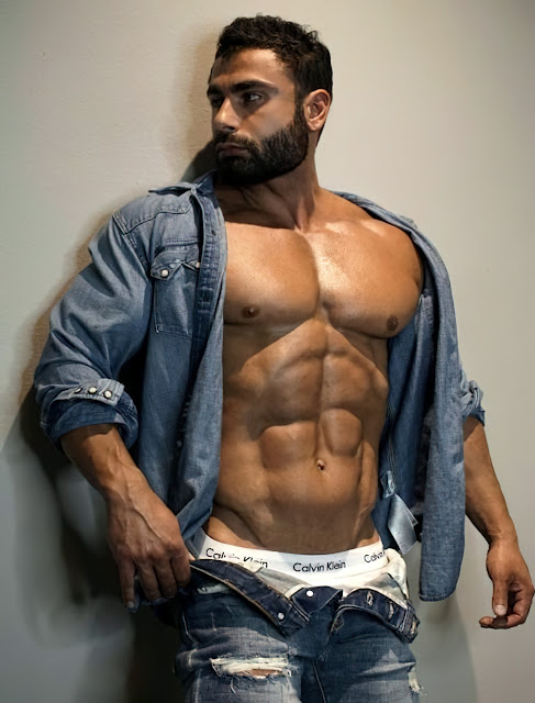 Looks that Make My Heart Melt - Absolutely Sexy Muscular Men