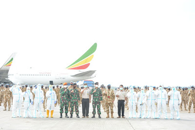 Komandan PMPP TNI Sambut Prajurit Satgas Kontingen Garuda UNIFIL Usai Laksanakan Misi Komandan PMPP TNI Sambut Prajurit Satgas Kontingen Garuda UNIFIL Usai Laksanakan Misi