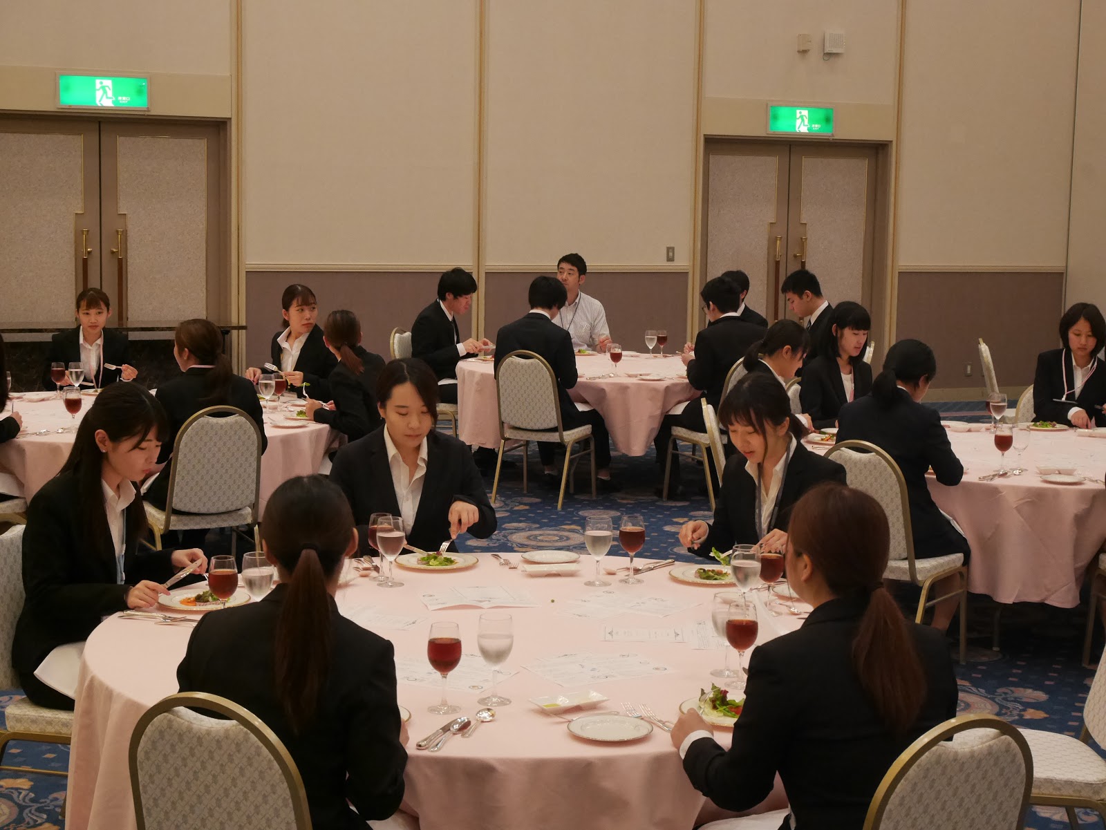 日本海情報ビジネス専門学校公式ブログ テーブルマナー講習会
