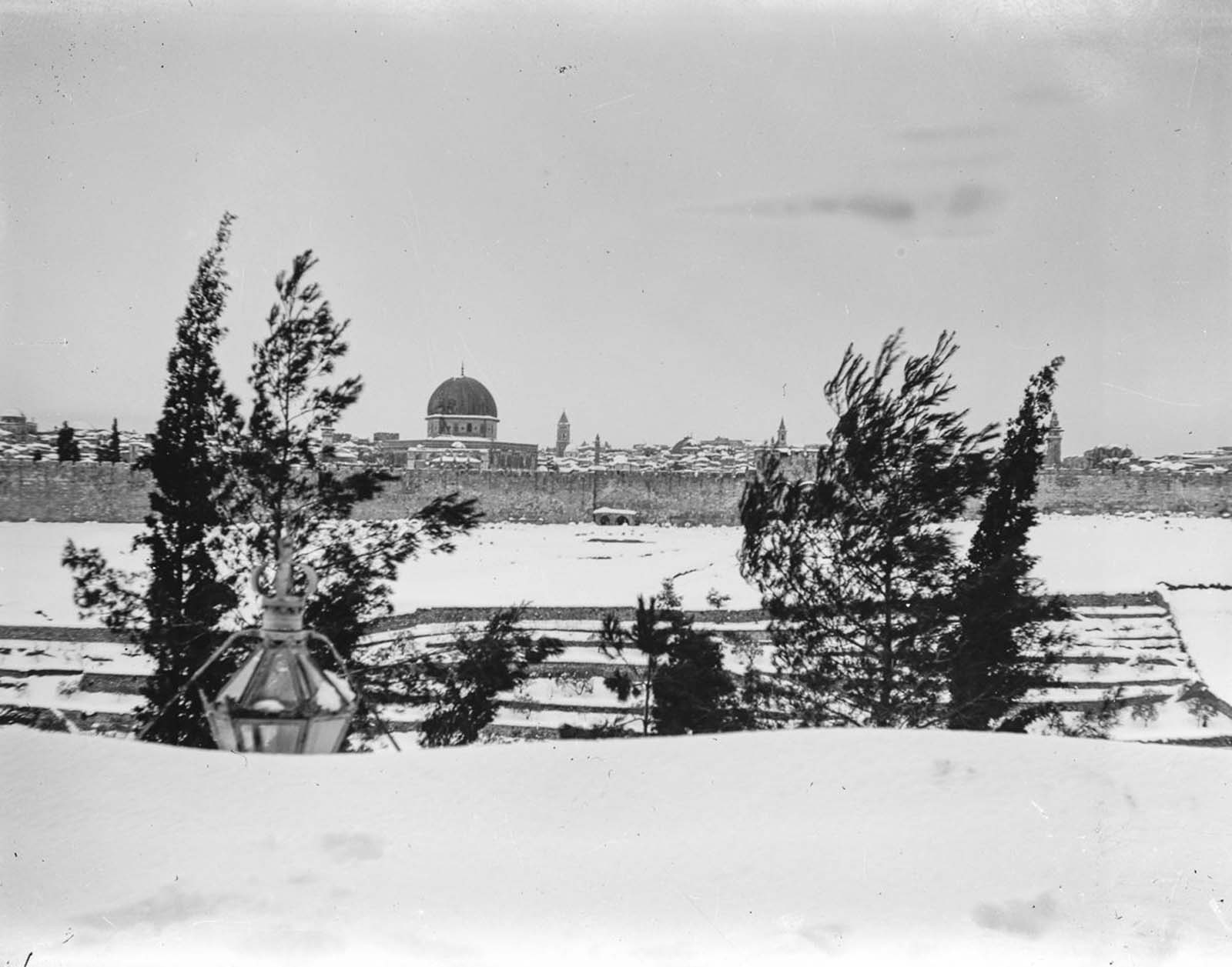 Jerusalem in snow, 1921