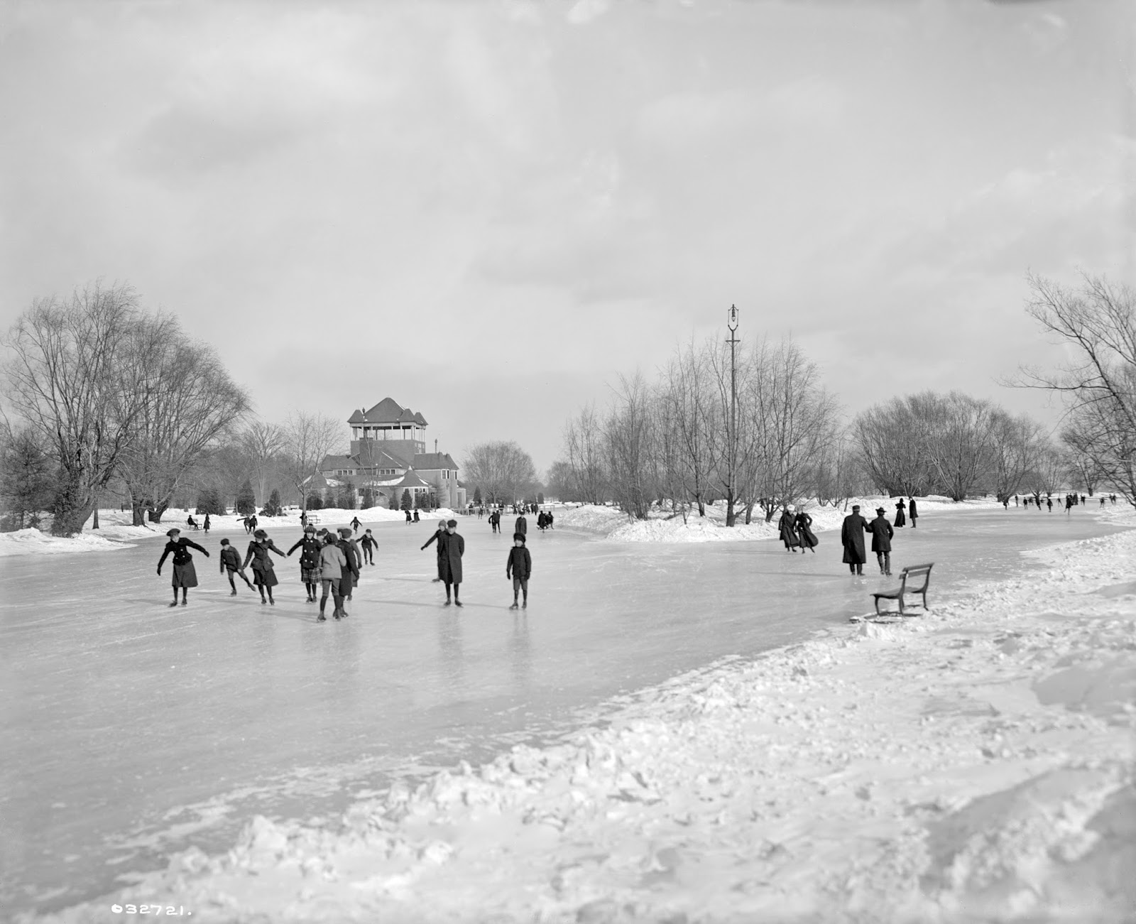 History in Photos Detroit Publishing
