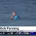 Голяма бяла акула атакува сърфист по време на състезания край ЮАР (видео)