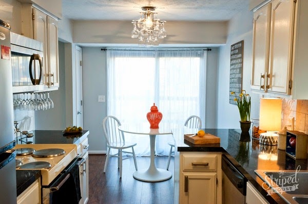 HOME TOUR: 2012 - The Striped House