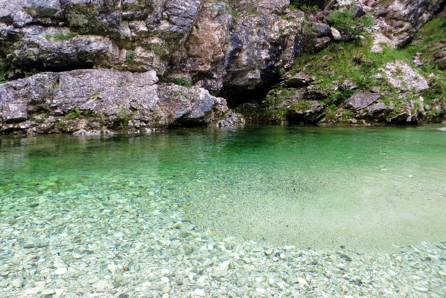 Pozze Smeraldine e Lago del Ciul da Tramonti di Sopra Montagna di Viaggi