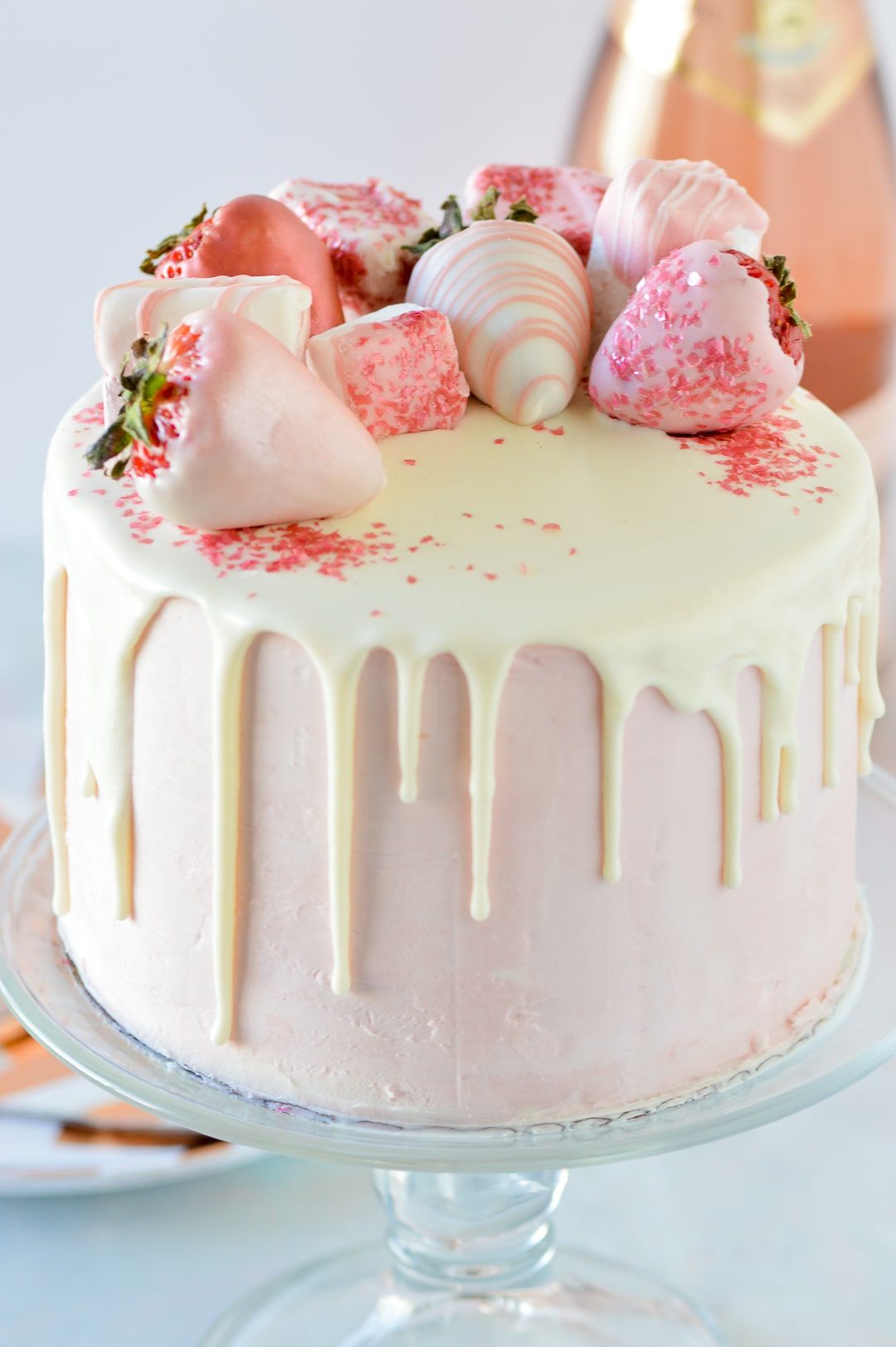WHITE CHOCOLATE CAKE