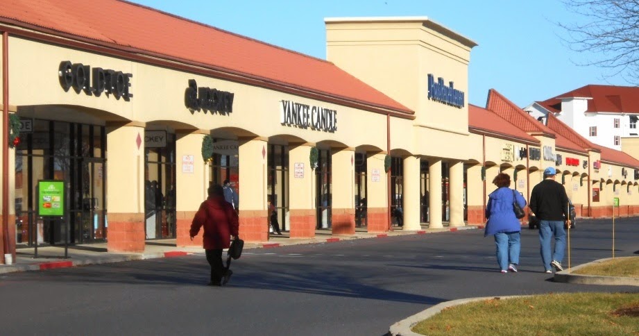 hershey polo outlet