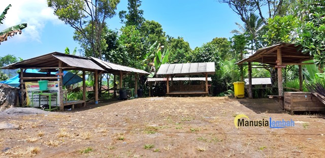 air terjun kabut pelangi