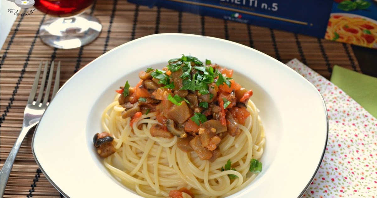 Pasta con salsa de berenjenas y tomate DISFRUTANDO DE LA COCINA